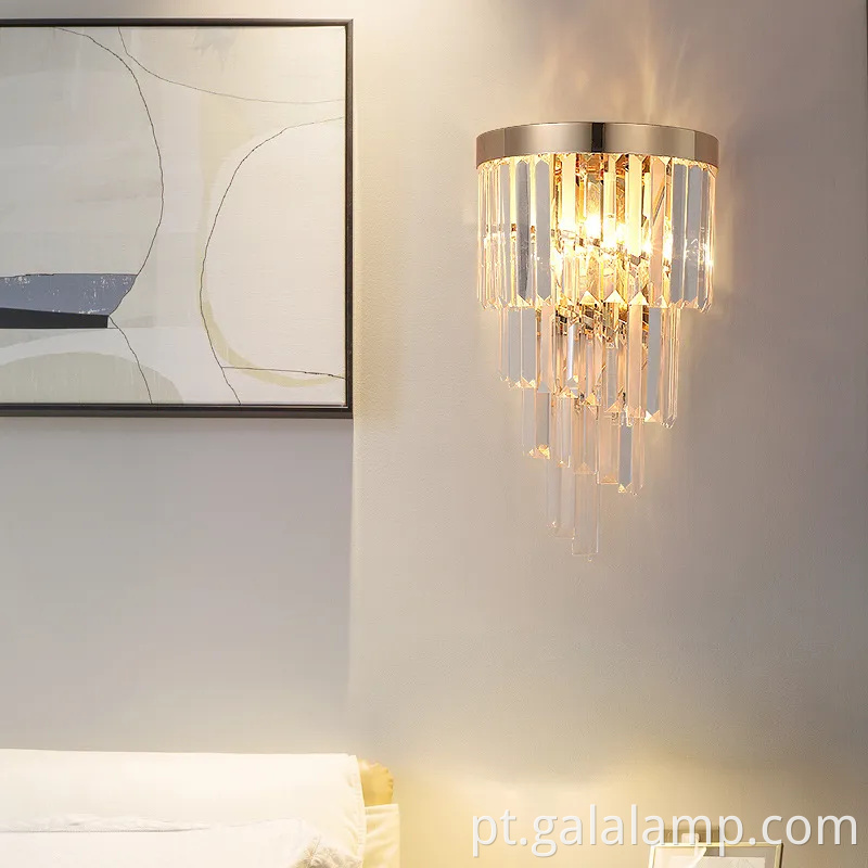 O elegante lustre de cristal nórdico para decoração de quarto luxuoso